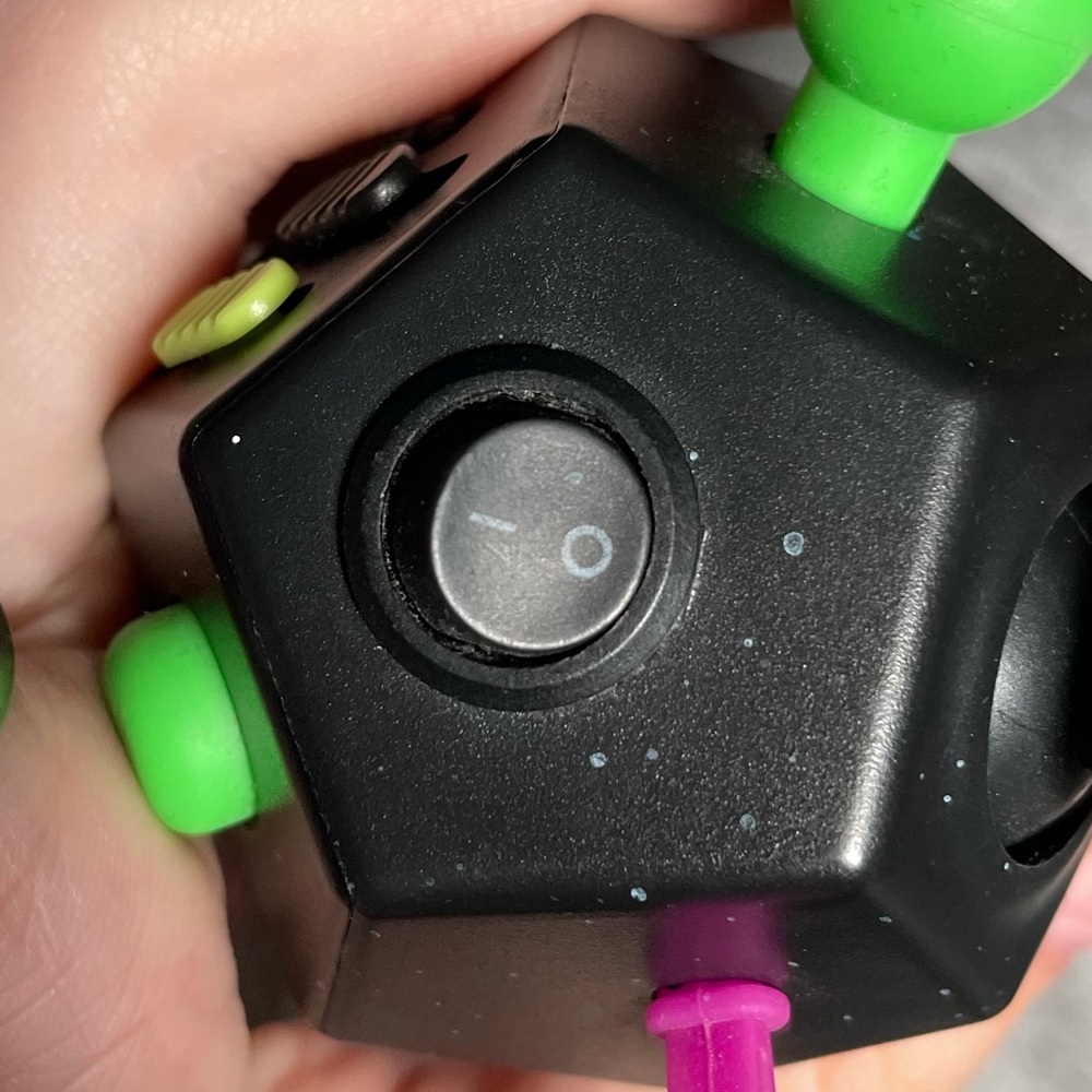Amazon Fidget Toy - Picture 3 of 3